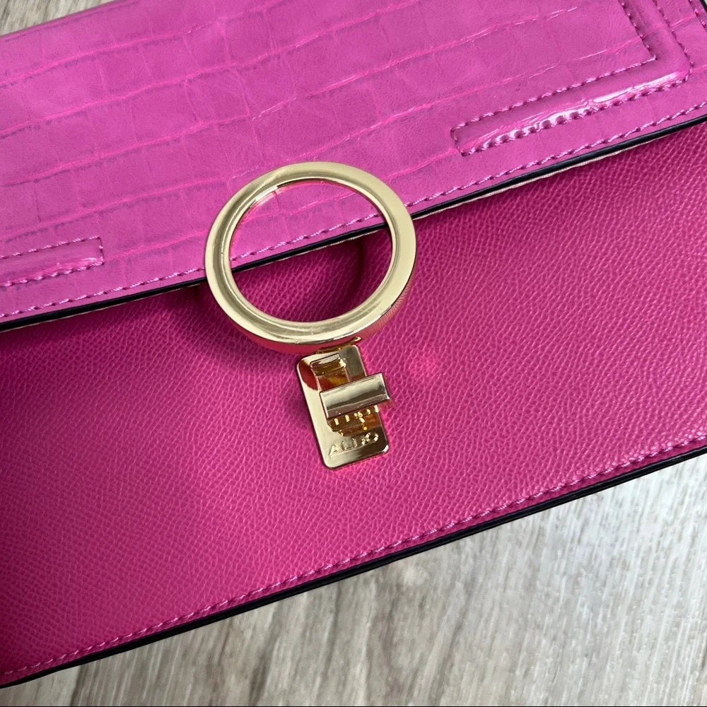 ALDO Wendamare Fuchsia Pink Chain Crossbody Shoulder Bag NWT